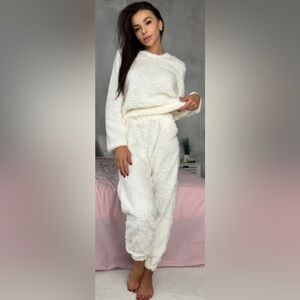 Womens Ladies Fleece Set, Cream Size 3x